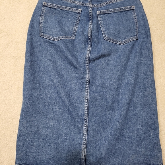 Gap Woman Blue Midi Jean Skit - Picture 3 of 6